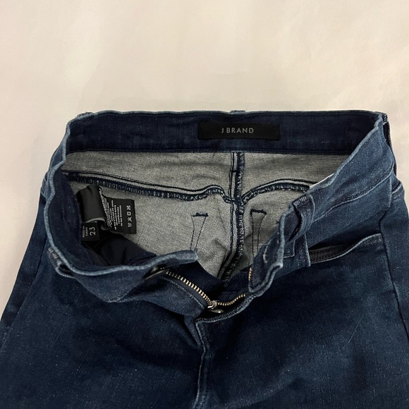J Brand Sophia mid-rise super skinny Jeans - dark wash, size 23. Never worn - Picture 2 of 3